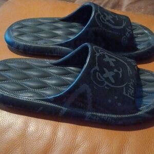 -- Men's Black Slide Sandals